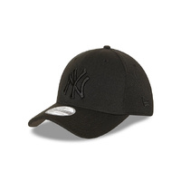 New York Yankees Black Cap With Black Logo 39THIRTY Stretch Fit By New Era