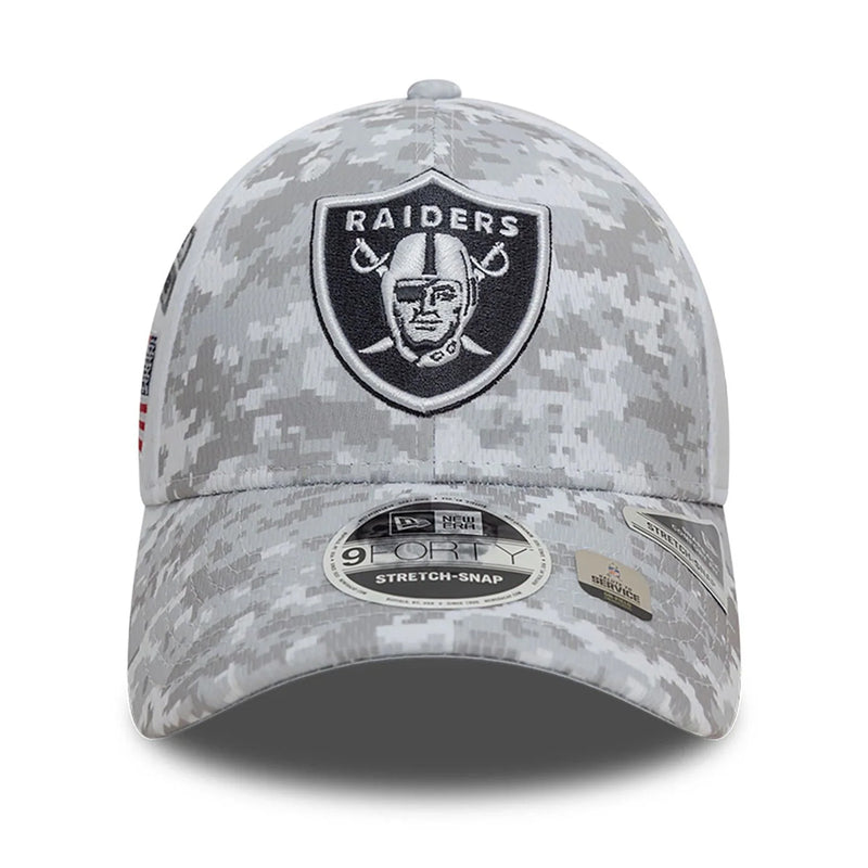 Las Vegas Raiders 9FORTY Salute To Service NFL Stretch Snap Adjustable White Cap by New Era - new