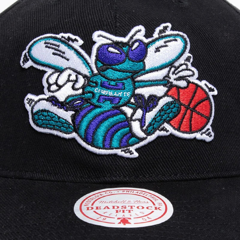 Charlotte Hornets Team Colour Logo MPV Snapback Cap by Mitchell & Ness - new