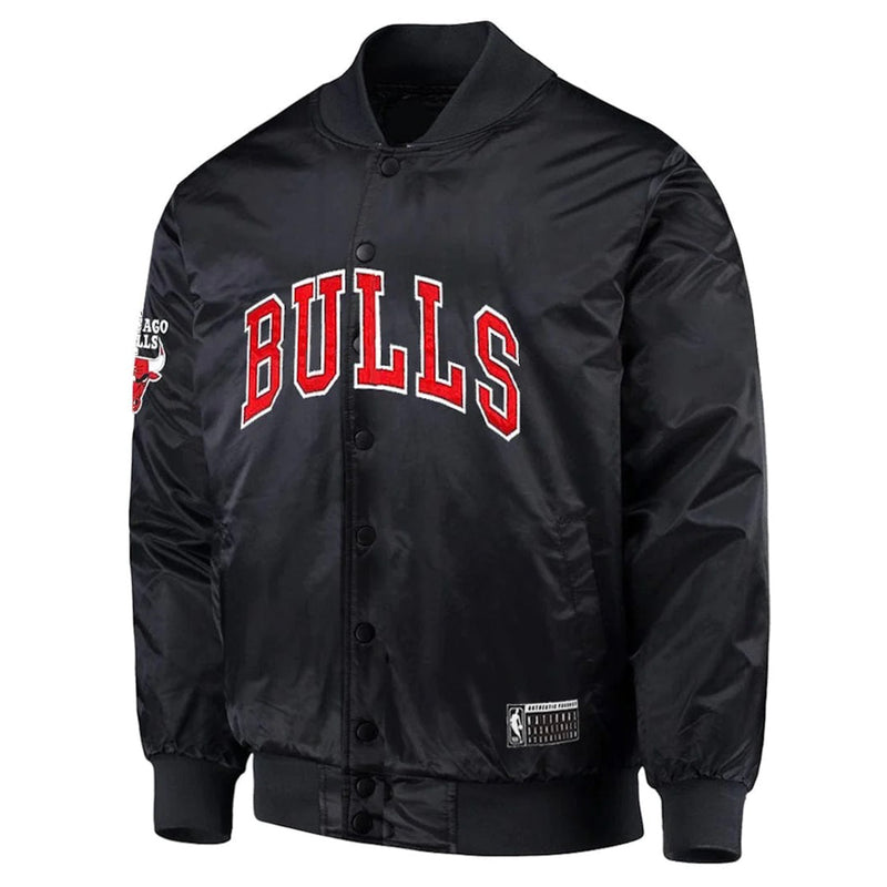 Chicago Bulls NBA Essentials Delta Nylon Bomber Jacket By Mitchell & Ness - new