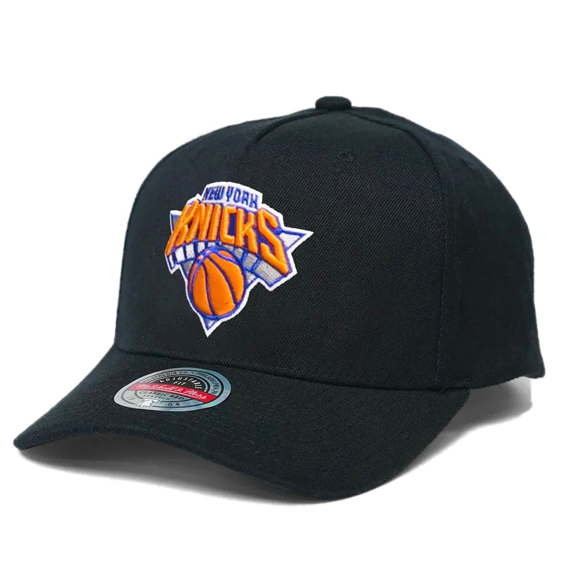 New York Knicks Logo Classic Red Snapback By Mitchell & Ness Black & Team Colour - new