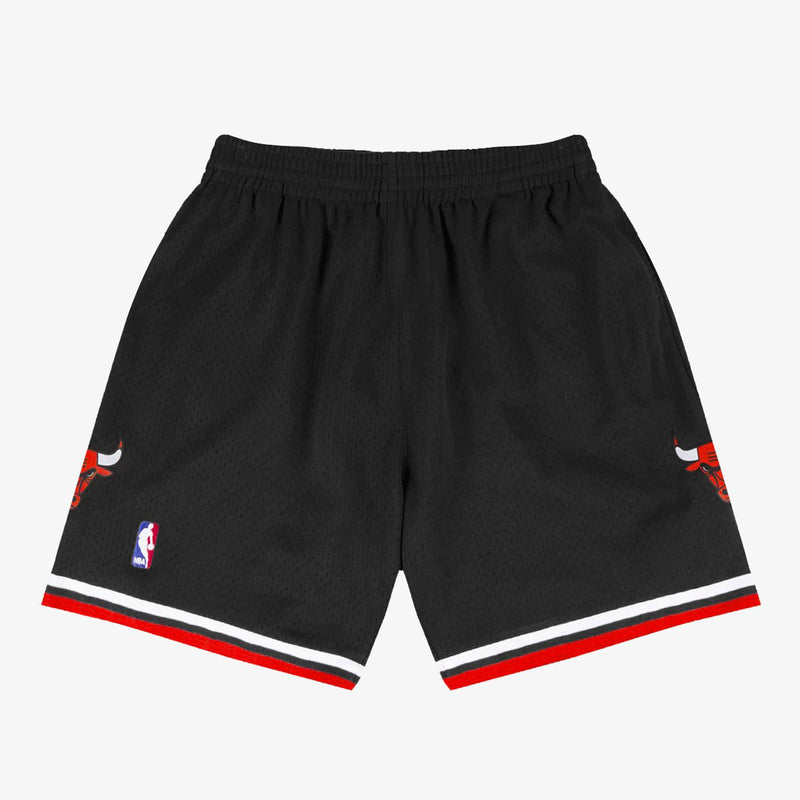 Chicago Bulls 1997-98 Hardwood Classics Black NBA Shorts by Mitchell & Ness - new