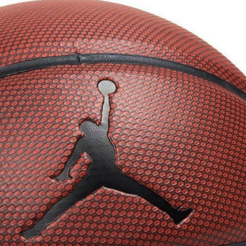 Bola de Basquete Nike Jordan Hyper Grip 4P Tamanho 7 - Preta com Vermelha -  BB0622-075