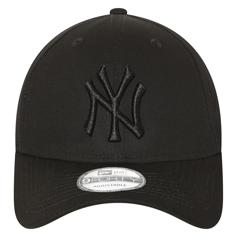 New York Yankees New Era 9Forty Cap Cloth Strap Adjustable Black on Black - new